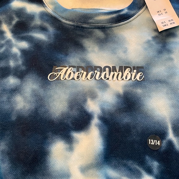 NWT kids Abercrombie sweatshirt - Picture 5 of 5